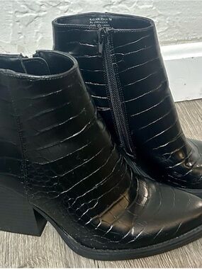 Madden Girl Black Croc-Embossed Ankle Booties with Block Heel